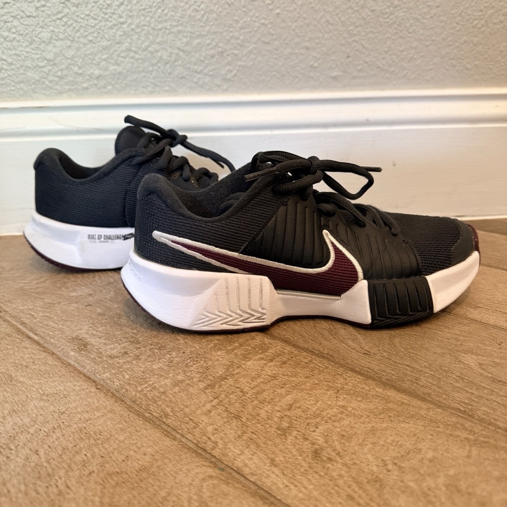 Nike Air Zoom GP Challenge Pro Womens 5 Hard Court Tennis Shoes Dark Grey